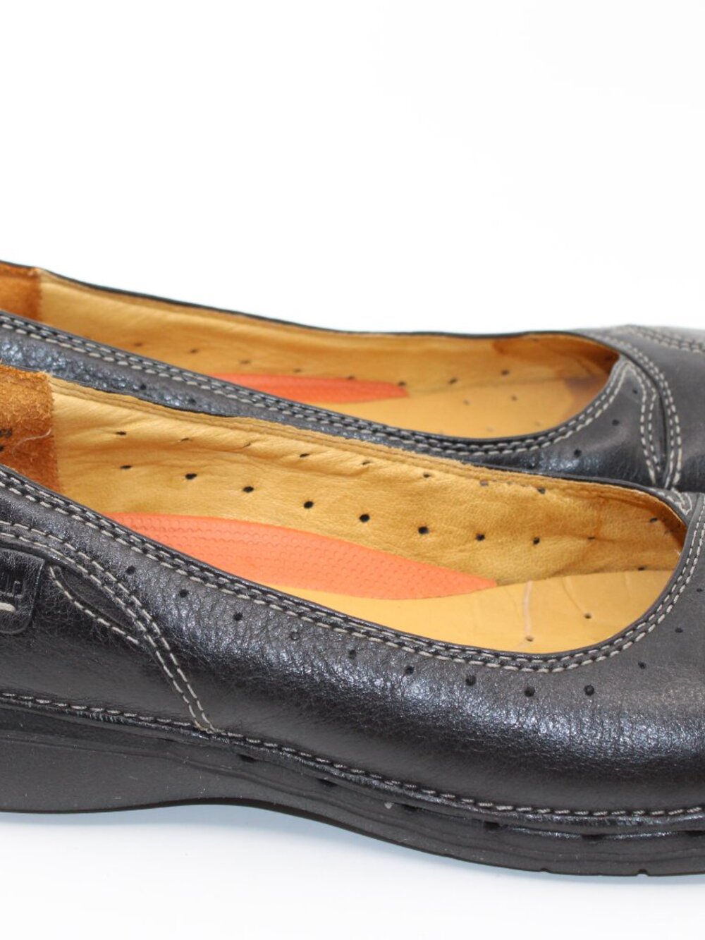 Clarks structured Women Wedge Shoes 8M Black Leather Cushion Casual - Picture 3 of 7